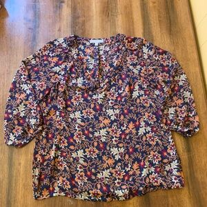 Banana Republic Large Red and orange Puff Sleeve Blouse floral V neck detail